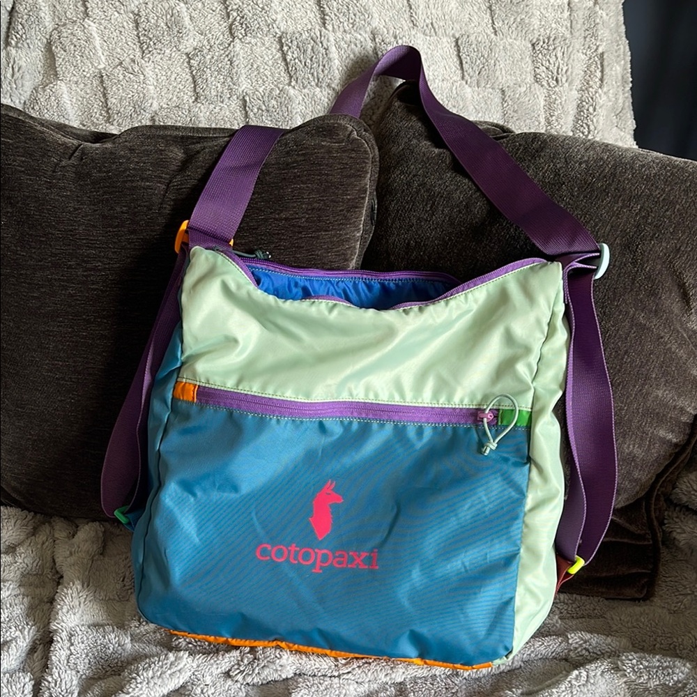 Convertible tote